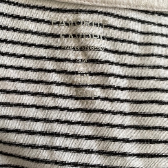 black and white striped shirt - Picture 5 of 5